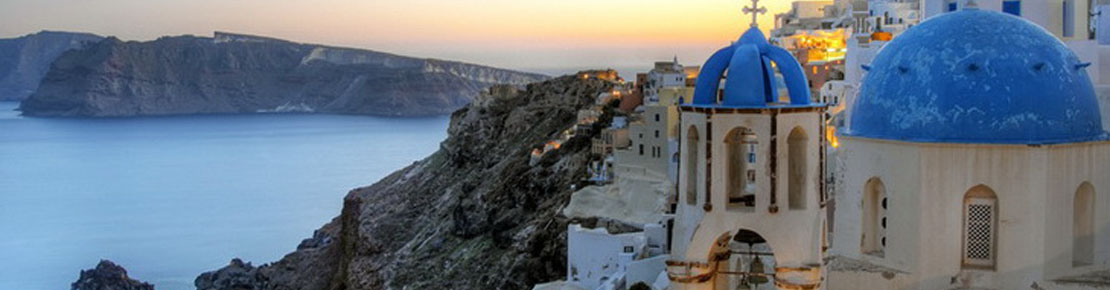 Sunset at Oia in Santorini