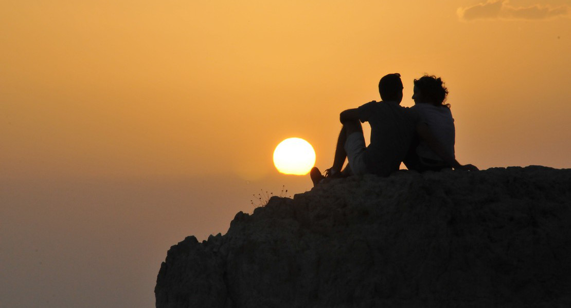 santorini honeymoon in Greece